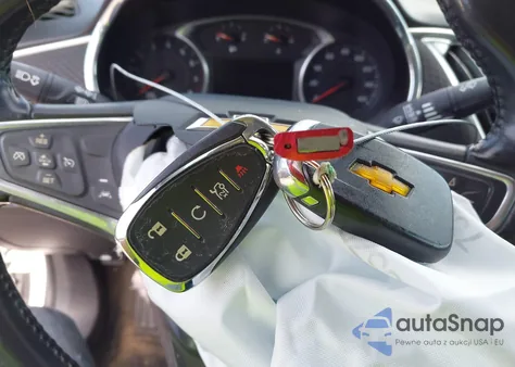 2018 Chevrolet Malibu Lt из США, поврежденный, VIN 1G1ZD5ST9JF186810